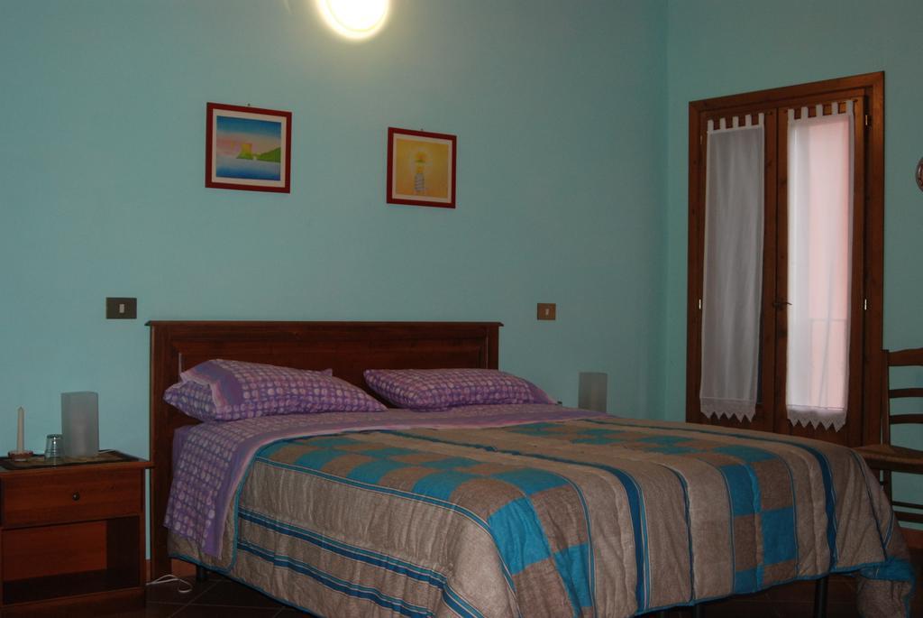 Casa Mariu Hotel Sala Consilina Habitación foto